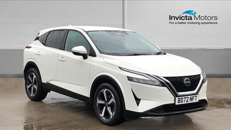 White Used 2022 Nissan Qashqai N-Connecta SUV | £15,000 (Fair price) - Image 1/4