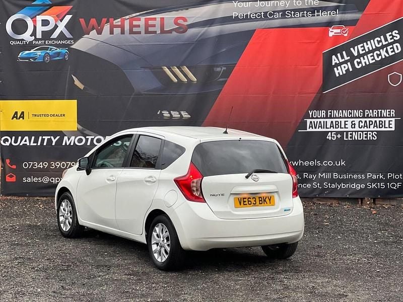 Used Nissan Note Acenta Premium 80 HP (58 kW) 2013 White MPV