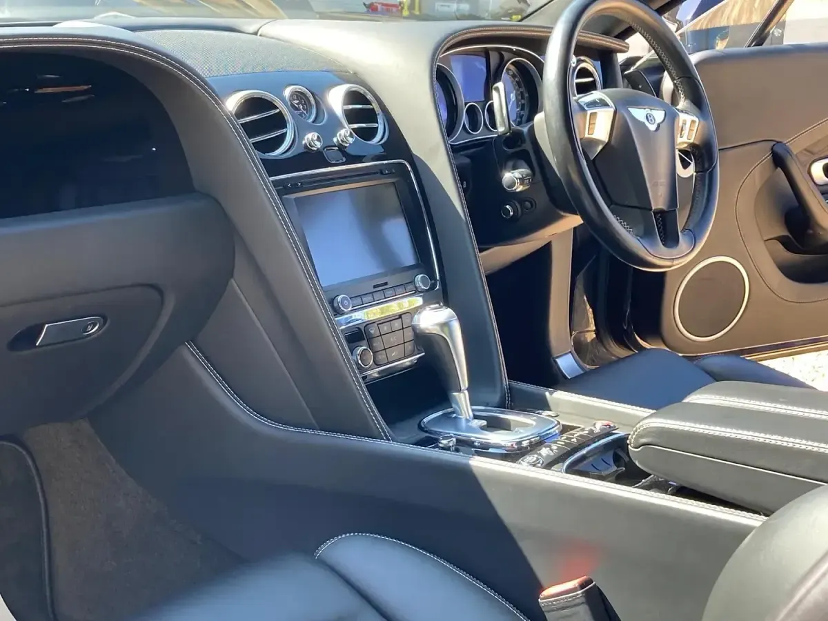 Used Bentley Continental Mulliner 575 HP (422 kW) 2013 Black Coupe