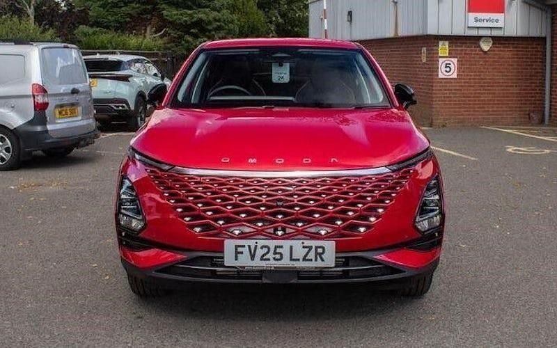 New 2025 Omoda 5 SUV | £23,250 (Fair price) - Image 1/4