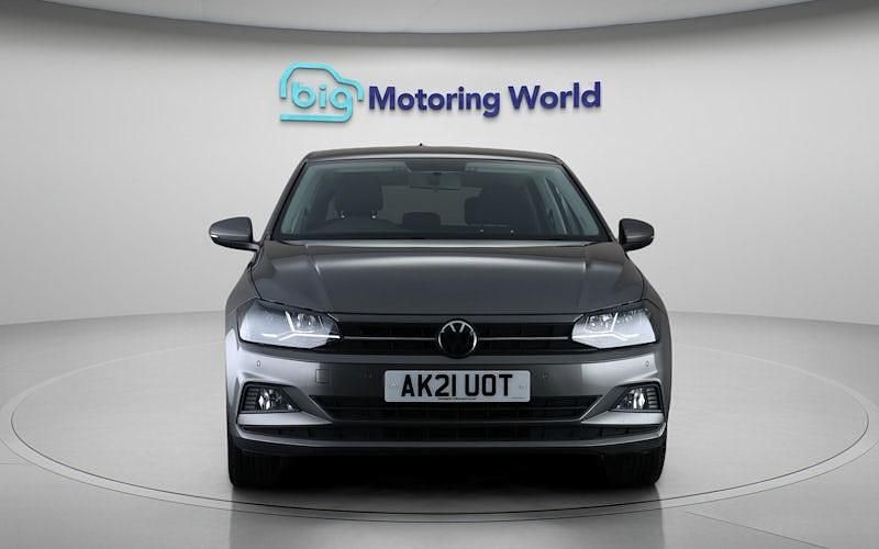 Begagnad VW Polo Match 80 HK (58 kW) 2021 Grå Halvkombi