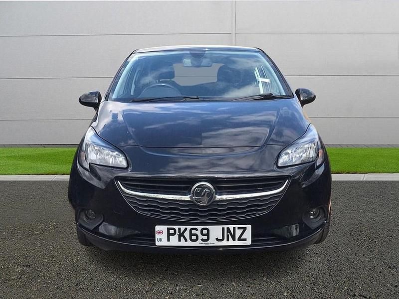 Begagnad Vauxhall Corsa 2019 Svart Halvkombi