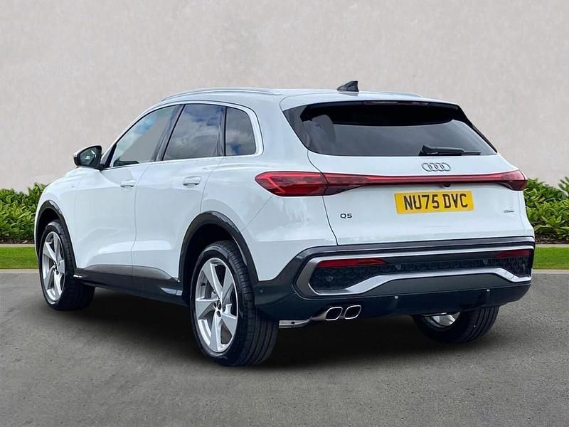 Usado Audi Q5 S-Line 204 HP (150 kW) 2025 Branco SUV