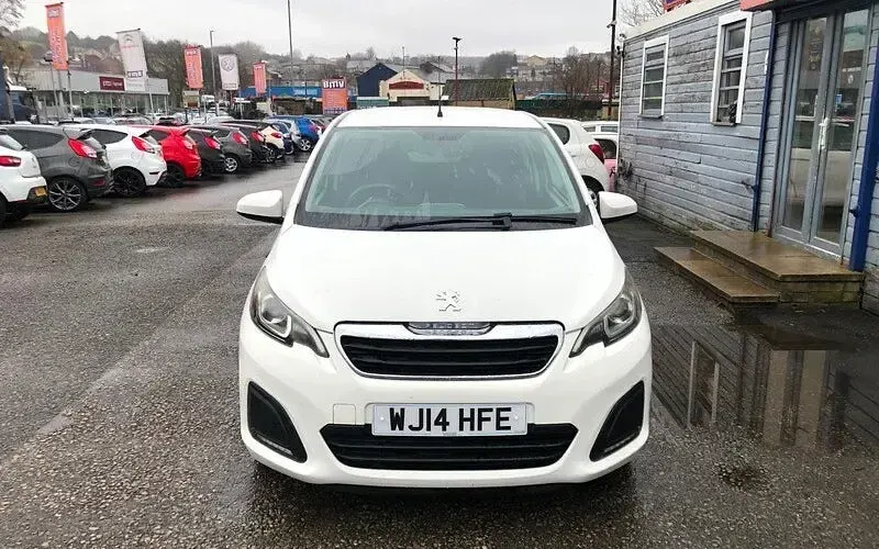 Used Peugeot 108 Active 68 HP (50 kW) 2018 Hatchback