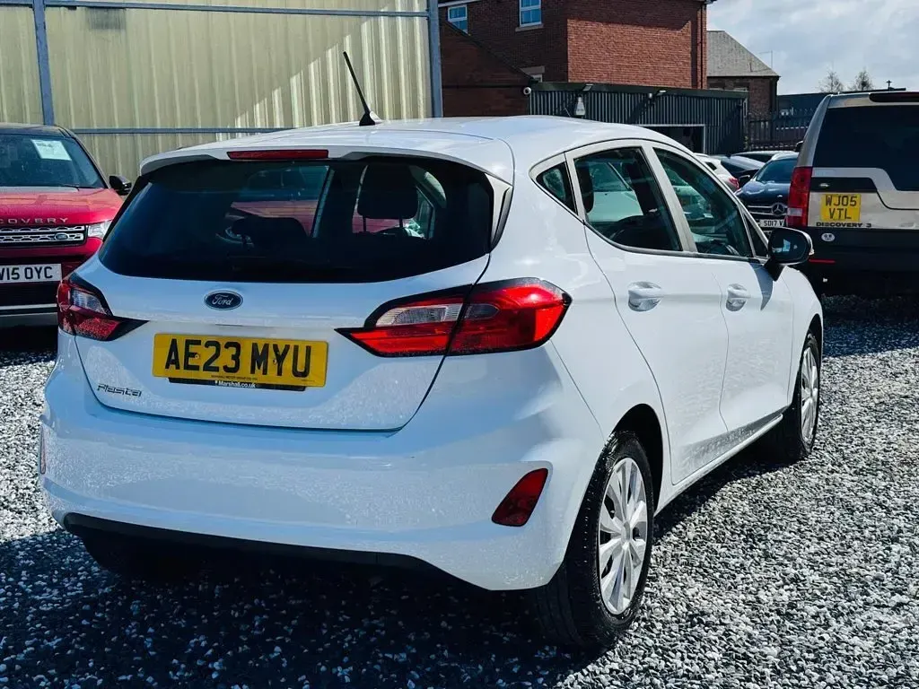 Used Ford Fiesta Trend 98 HP (72 kW) 2023 White Hatchback