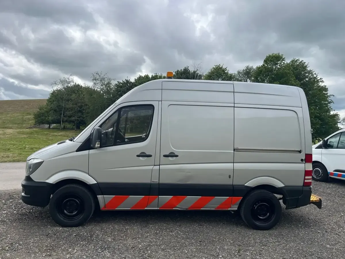 Gebraucht Mercedes Sprinter 2015 Silber Van