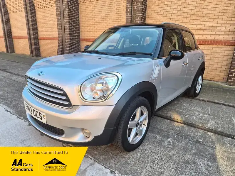 Used Mini Cooper D 2013 Silver Hatchback