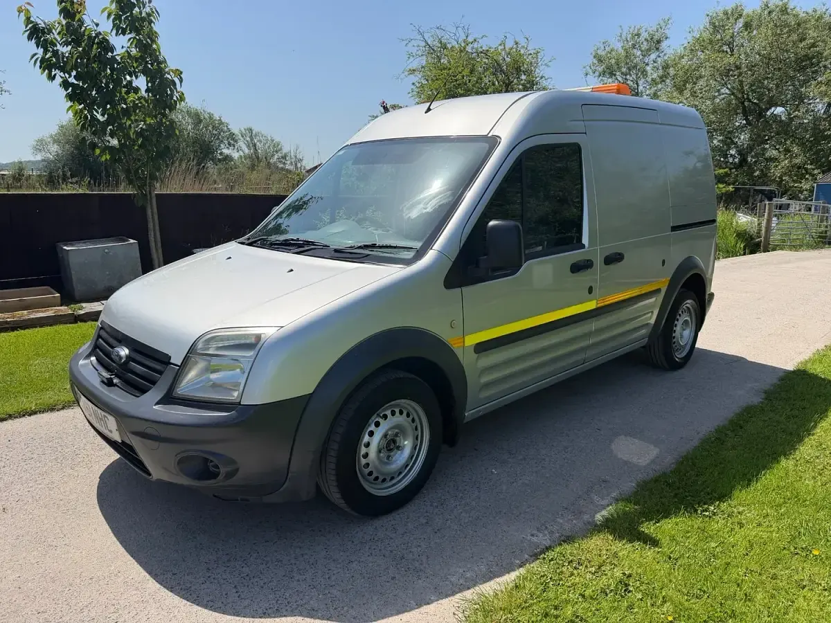 Used Ford Transit Connect 90 HP (66 kW) 2011 Silver MPV