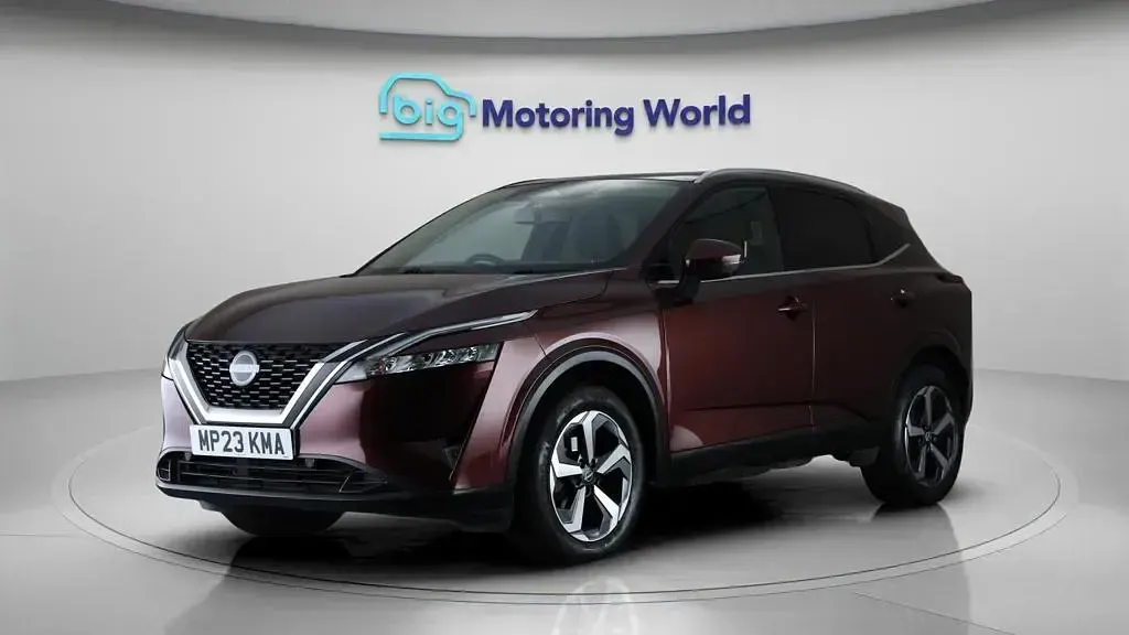 Used Nissan Qashqai N-Connecta 158 HP (116 kW) 2023 Red SUV