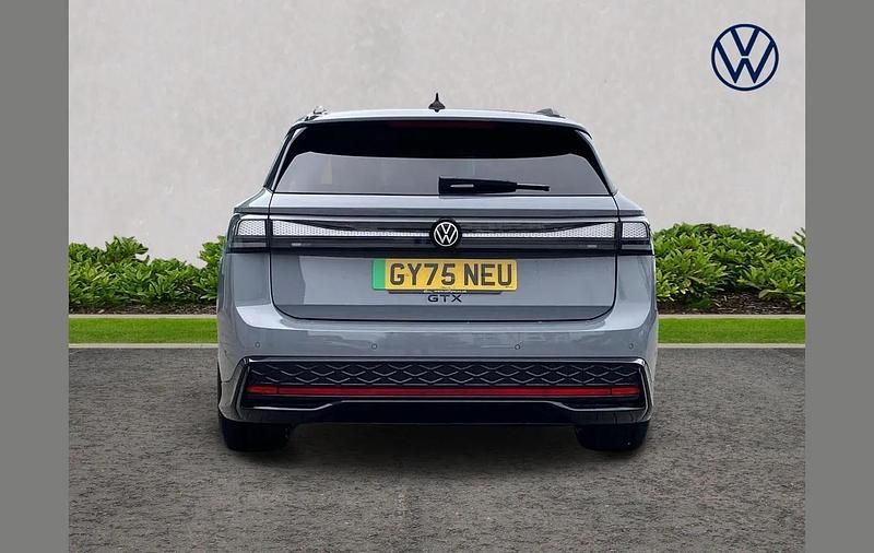 Ny VW ID.7 GTX 245 kW (334 HK) 2025 Grå Kombi