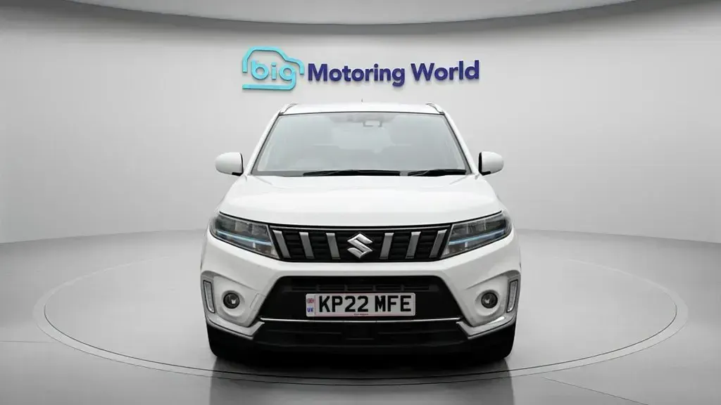 Gebraucht Suzuki Vitara SZ-T 129 PS (94 kW) 2022 Weiß SUV