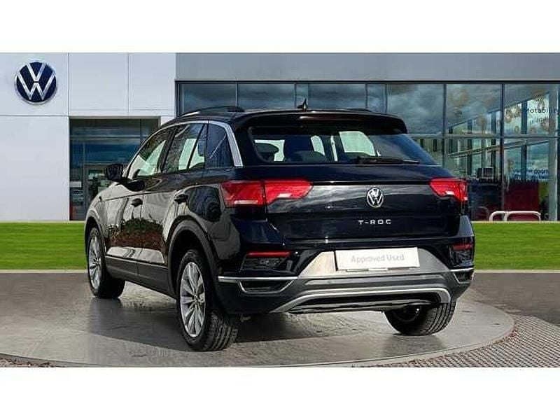 Used VW T-Roc SE 150 HP (110 kW) 2020 Deep black pearl SUV