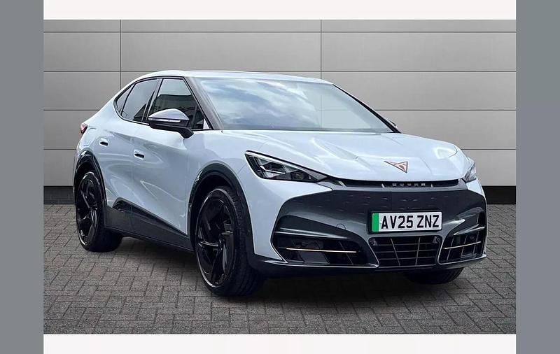 White silver Used 2025 Cupra Tavascan VZ1 SUV | £38,990 - Image 1/4