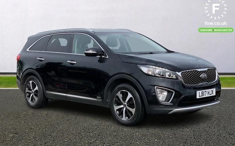 Black Used 2016 Kia Sorento 2 SUV | £13,299 (Fair price) - Image 1/4
