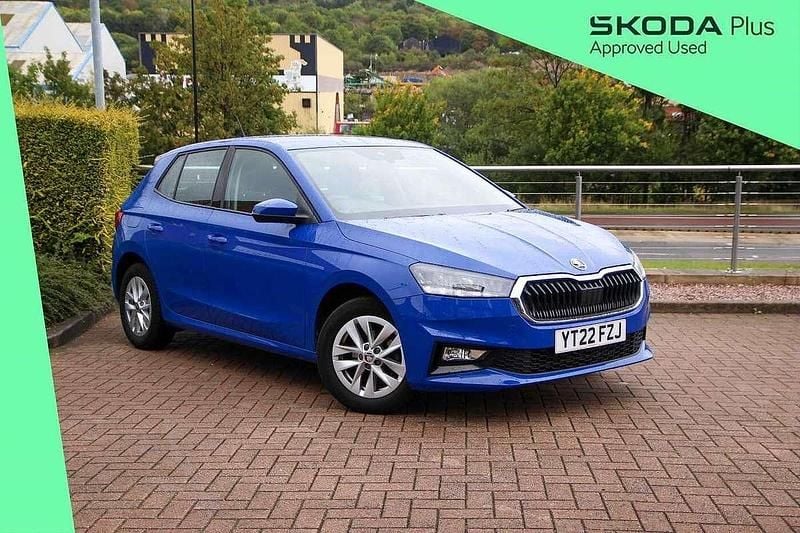 Energy blue Used 2022 Skoda Fabia Comfort Hatchback | £11,695 (Fair price) - Image 1/4