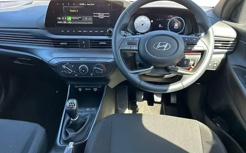 Used Hyundai i20 Blackline 90 HP (66 kW) 2026 Green Hatchback