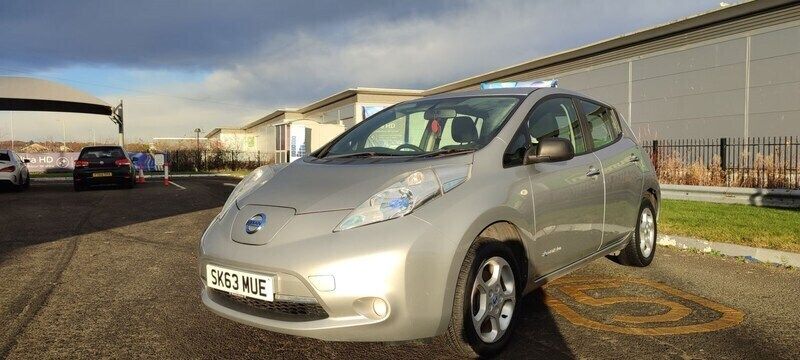 Silver Used 2014 Nissan Leaf Visia Hatchback | £3,495 (Fair price) - Image 1/4