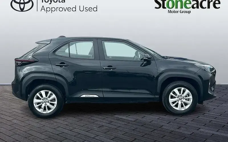 Used Toyota Yaris Hybrid 116 HP (85 kW) 2026 Estate