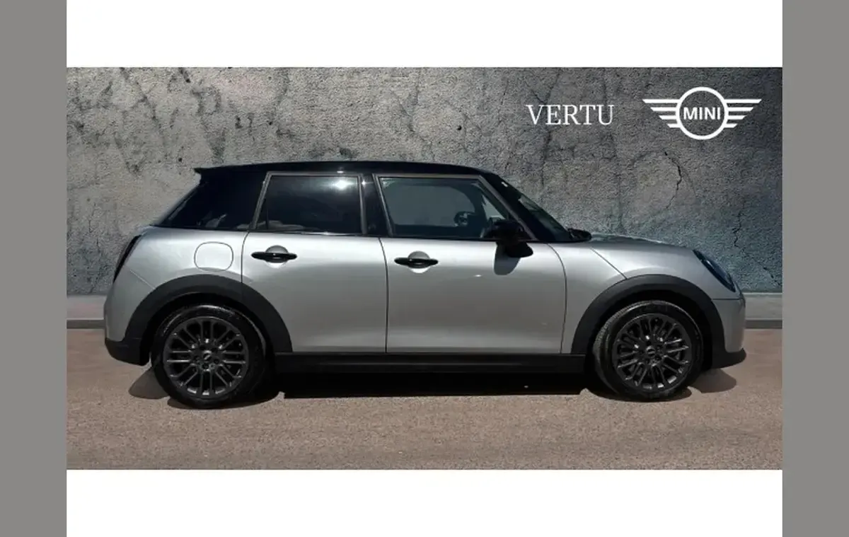 Used Mini Cooper Classic 147 kW (200 HP) 2025 Silver Hatchback