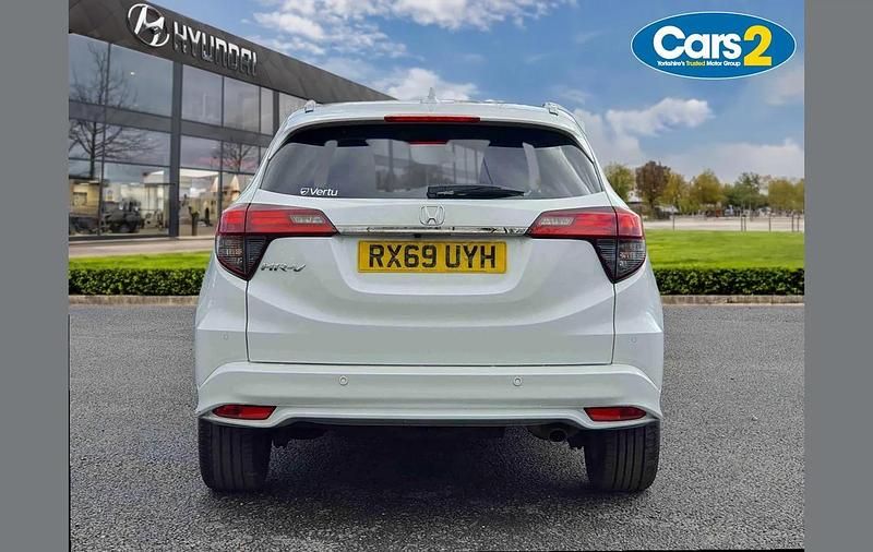 Second-hand Honda HR-V EX 182 CP (133 kW) 2019 Alb SUV