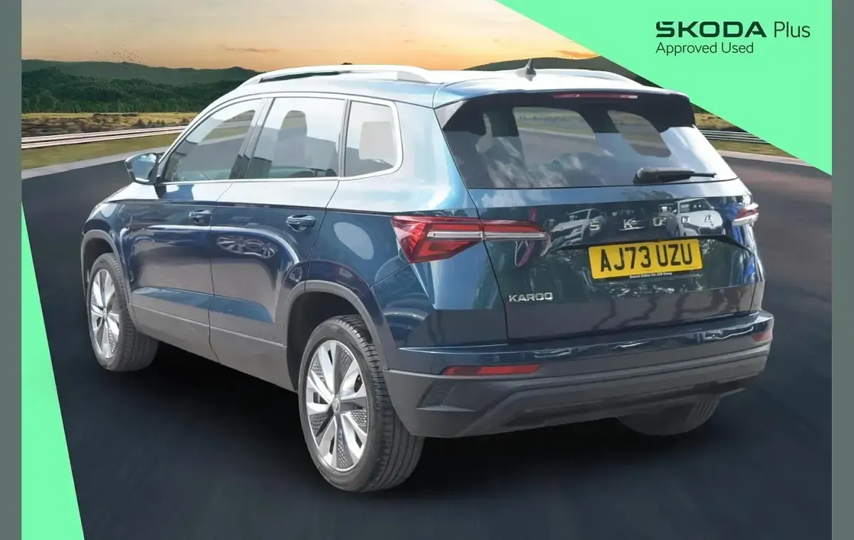 Usado Skoda Karoq SE L 150 CV (110 kW) 2024 Azul SUV
