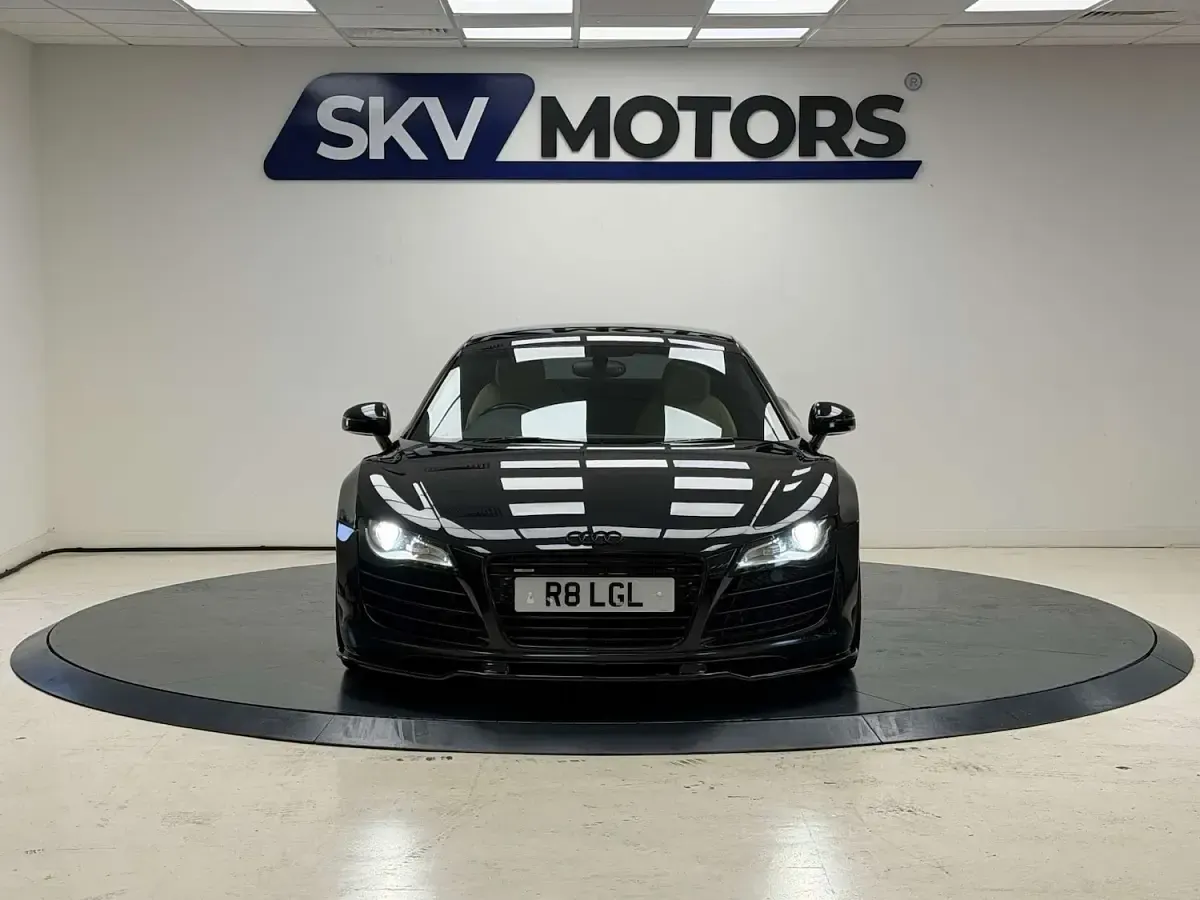 Begagnad Audi R8 Coupé Comfort 420 HK (308 kW) 2007 Svart Sportkupé