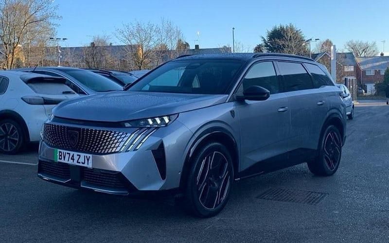 Used Peugeot e-5008 GTi 156 kW (213 HP) 2024 Grey SUV