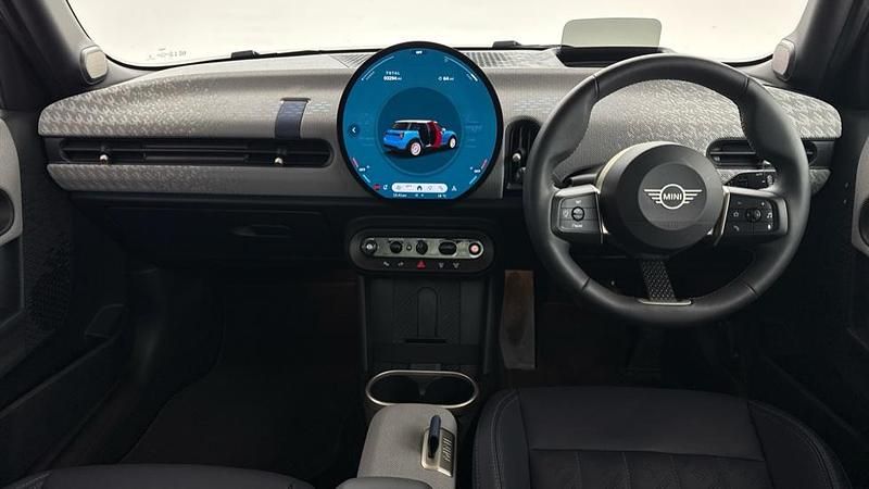Używany Mini Cooper Hatch 113 kW (154 KM) 2025 Niebieski Hatchback