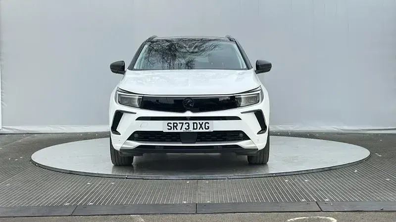 Used Vauxhall Grandland X Ultimate 130 HP (95 kW) 2024 White SUV