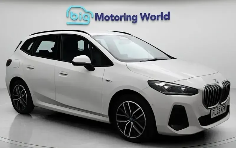 Usado BMW 225 M Sport 245 HP (180 kW) 2026 Carrinha