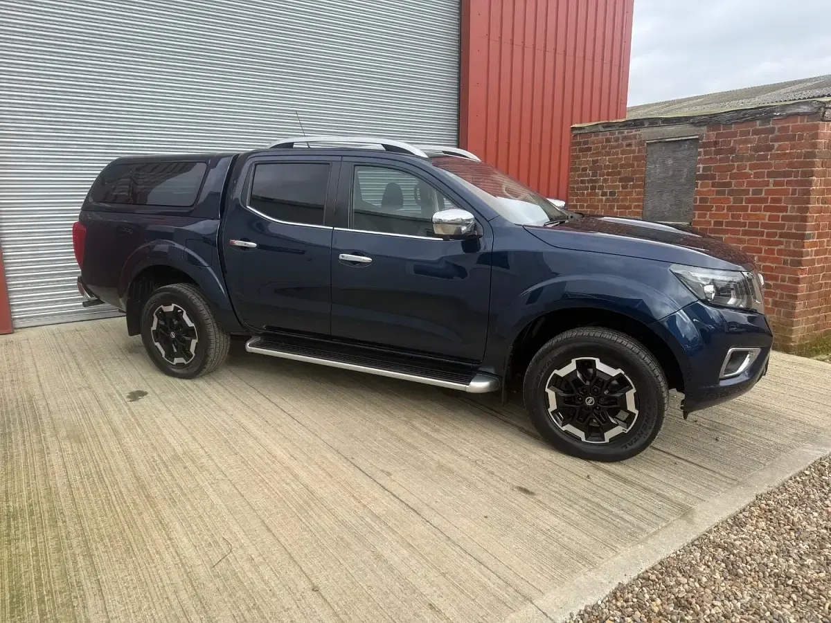 Used Nissan Navara Tekna 2021 Blue Pickup