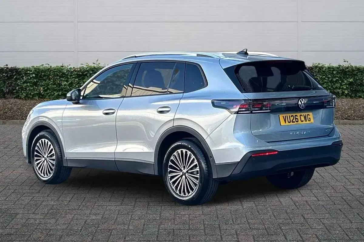 New VW Tiguan Match 150 HP (110 kW) 2026 Oyster silver SUV