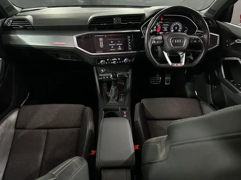 Used Audi Q3 S-Line 190 HP (139 kW) 2019 Red SUV