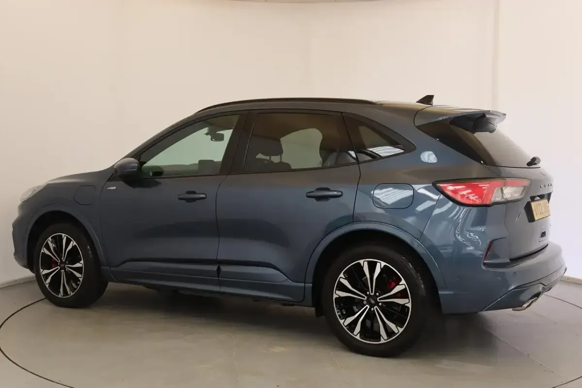 Used Ford Kuga ST-Line X 222 HP (163 kW) 2022 Blue SUV