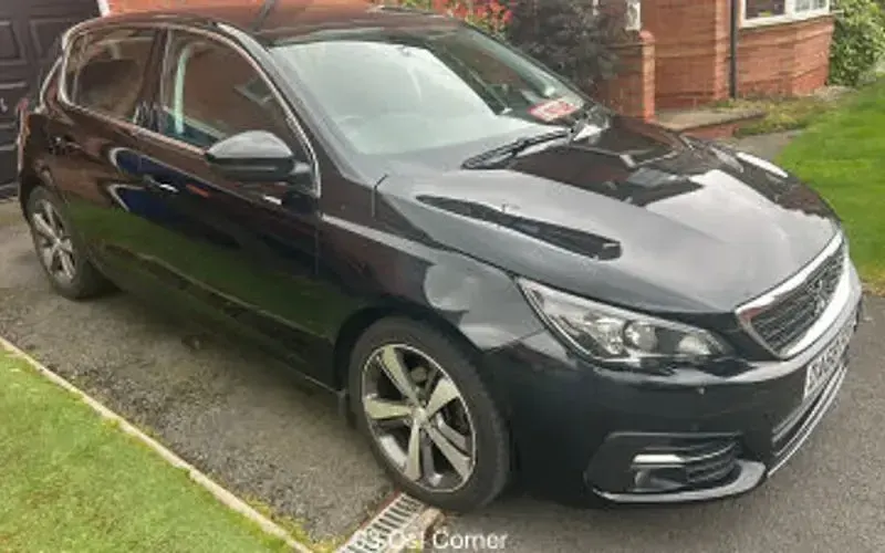 Used Peugeot 308 Allure 110 HP (80 kW) 2020 Hatchback