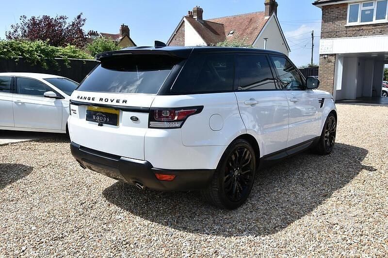 Used Land Rover Range Rover Sport HSE Dynamic 306 HP (225 kW) 2017 White SUV