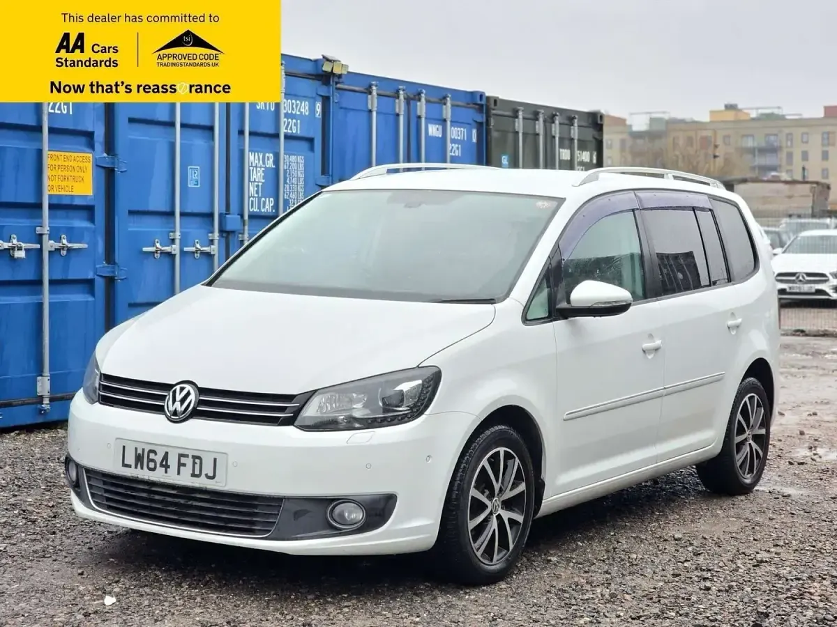 Used VW Touran SE 140 HP (102 kW) 2014 White MPV