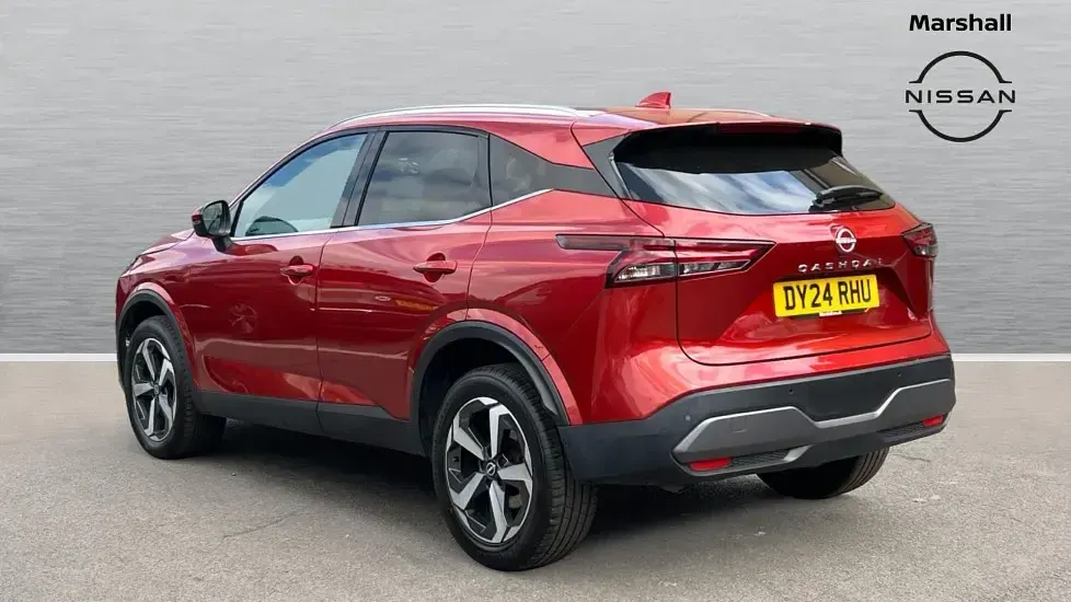 Used Nissan Qashqai N-Connecta 158 HP (116 kW) 2024 Red SUV