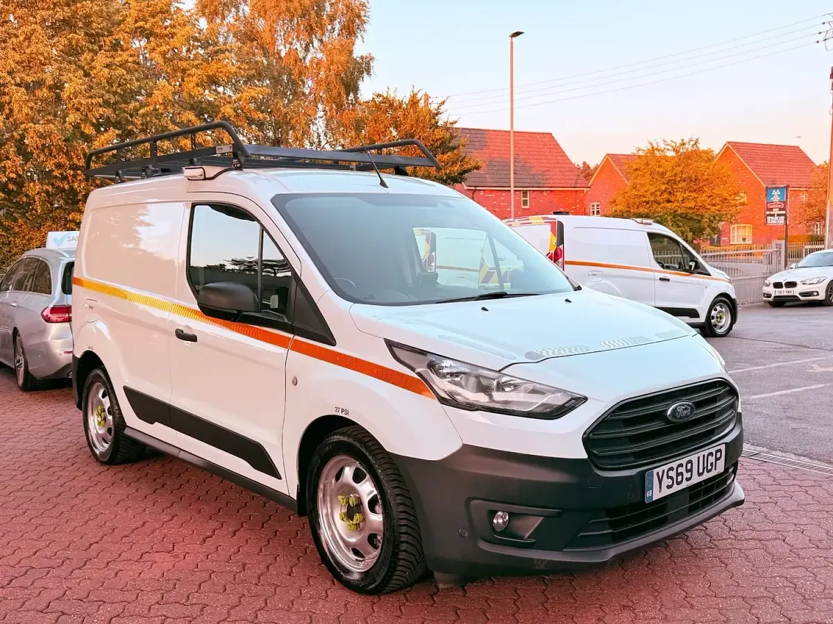 Used Ford Transit 100 HP (73 kW) 2020 White Van