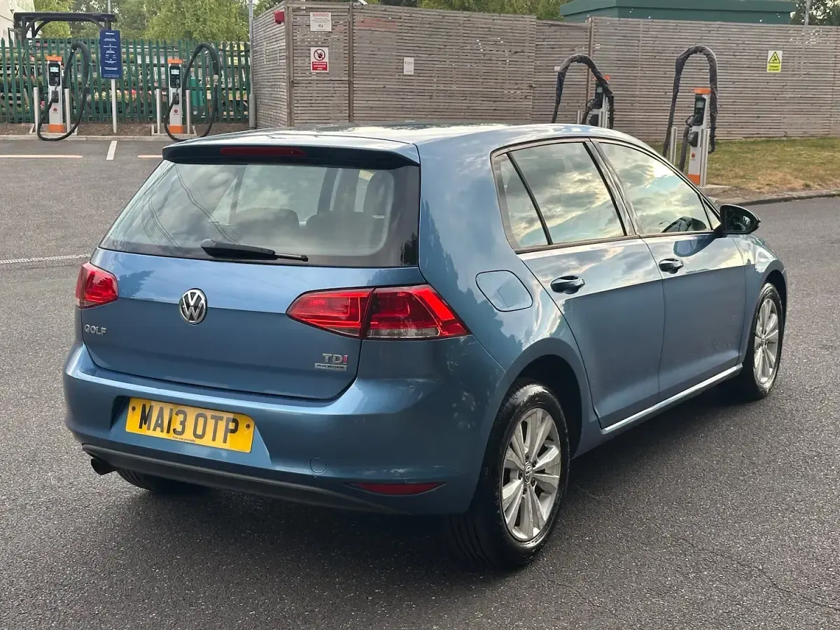 Used VW Golf VII SE 2013 Blue Hatchback