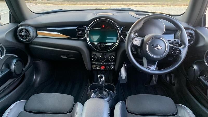 Used Mini John Cooper Works Hatch 228 HP (167 kW) 2021 Black Hatchback