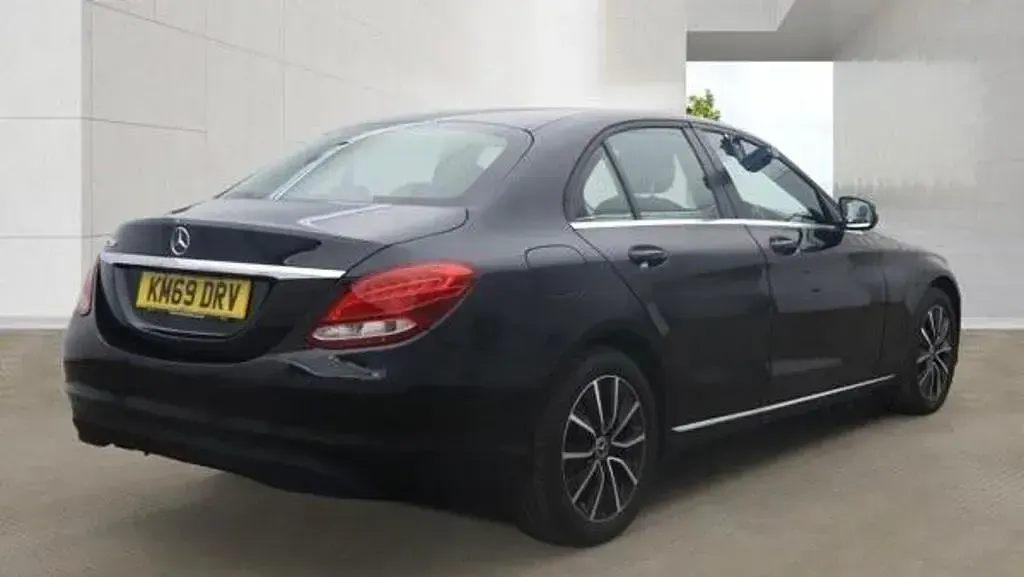 Used Mercedes C200 SE 2019 Black Sedan