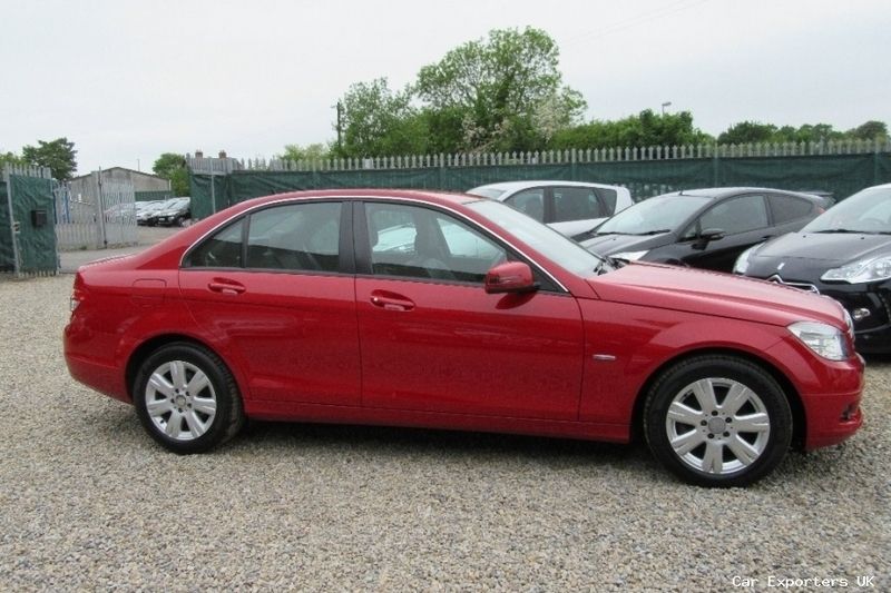 Used Mercedes C180 156 HP (114 kW) 2010 Sedan