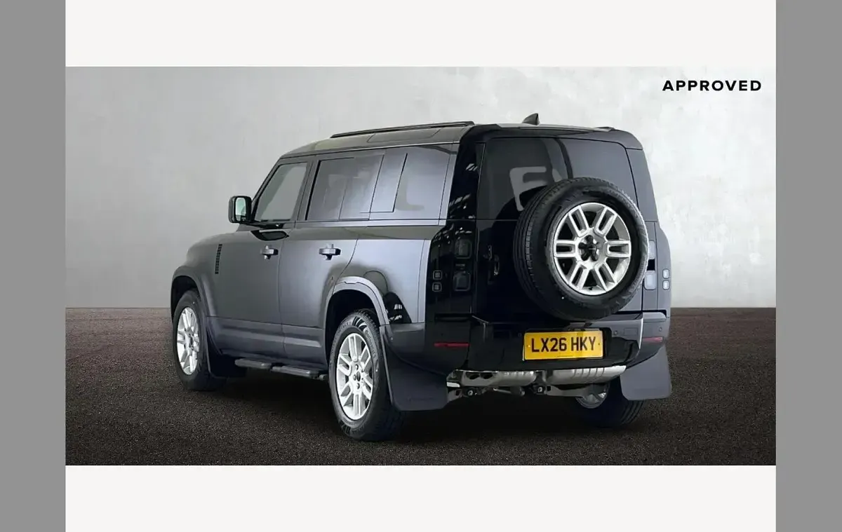 Used Land Rover Defender S 249 HP (183 kW) 2026 Black SUV