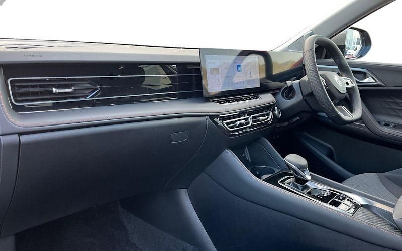 Used MG HS SE 299 HP (219 kW) 2024 SUV