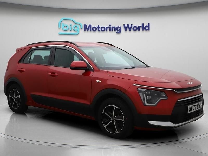 Red Used 2022 Kia Niro SUV | £15,300 (Fair price) - Image 1/4