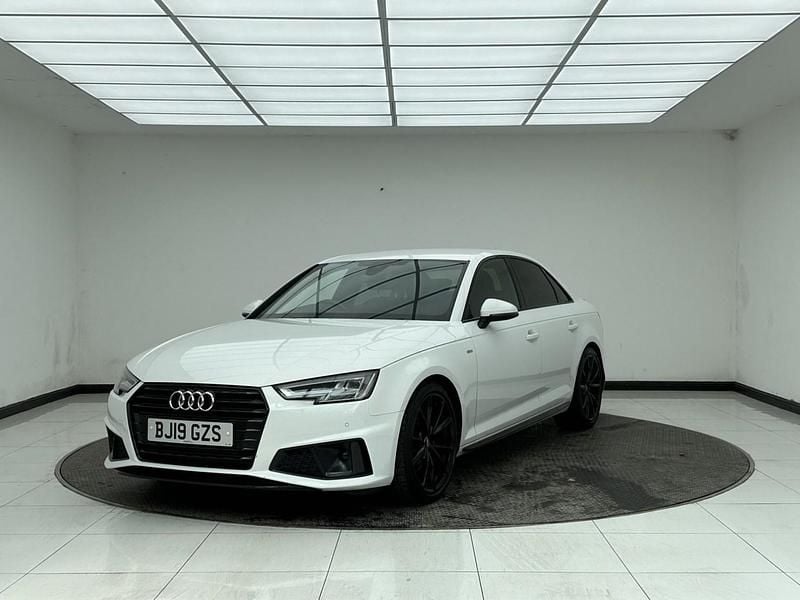 Used Audi A4 Black Edition 150 HP (110 kW) 2019 White Sedan