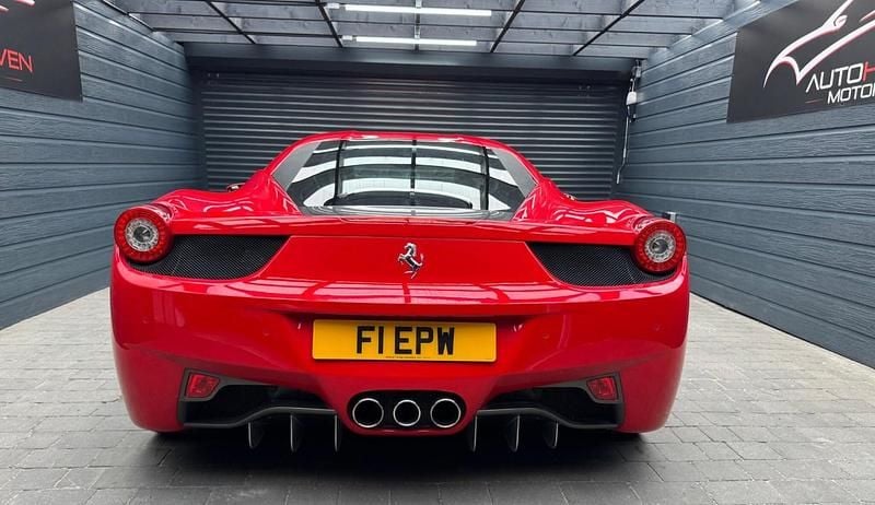 Used Ferrari 458 570 HP (419 kW) 2010 Red Coupe