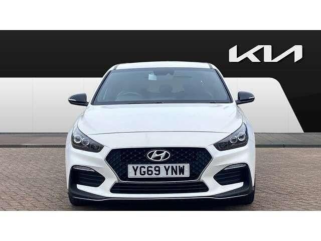 Used Hyundai i30 N Line 140 HP (102 kW) 2019 White Hatchback