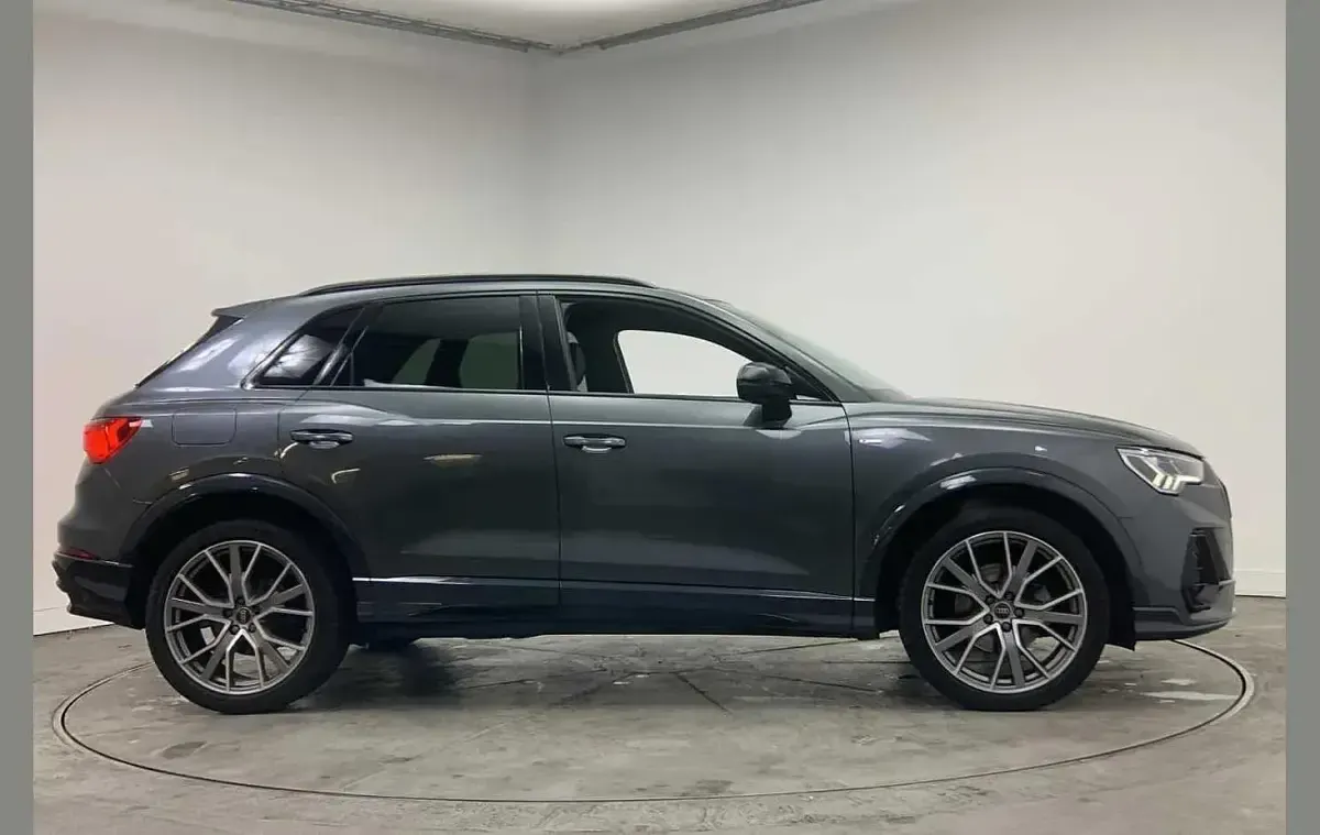 Used Audi Q3 Black Edition 150 HP (110 kW) 2024 Grey SUV